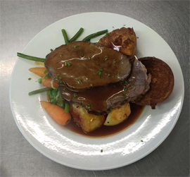 Castle Inn Pub food - roast beef. Hot food, lunch, dinner, dessert - served 7 days a week